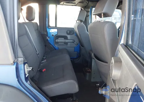 2010 Jeep Wrangler Unlimited Sport из США, поврежденный, VIN 1J4BA3H10AL214288